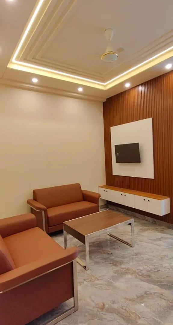 Lime Tree 1Bhk Service Apartment Near Artemis, Sector 52 Gurgaon