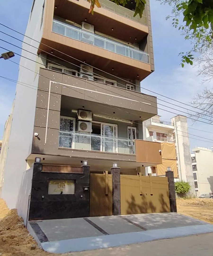 Lime Tree 1Bhk Service Apartment Near Artemis, Sector 52 Gurgaon 0*,  India