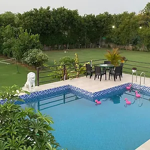 The Singh Farm Cosy Private Pool Farm Gurgaon